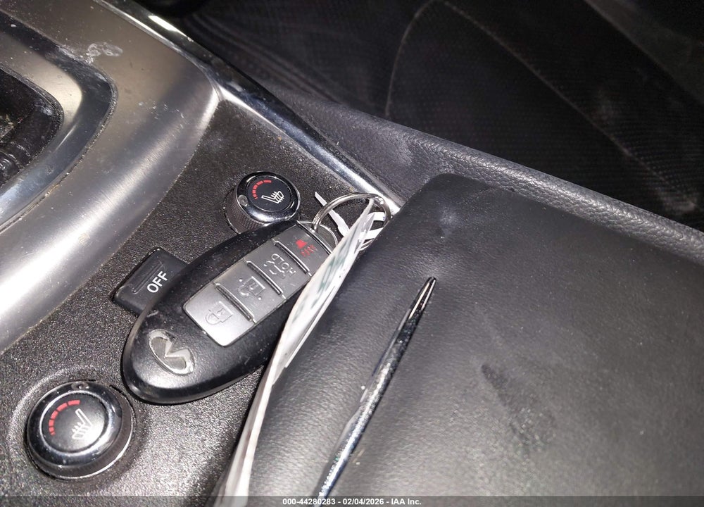2013 INFINITI G37X VIN: JN1CV6AR8DM355210