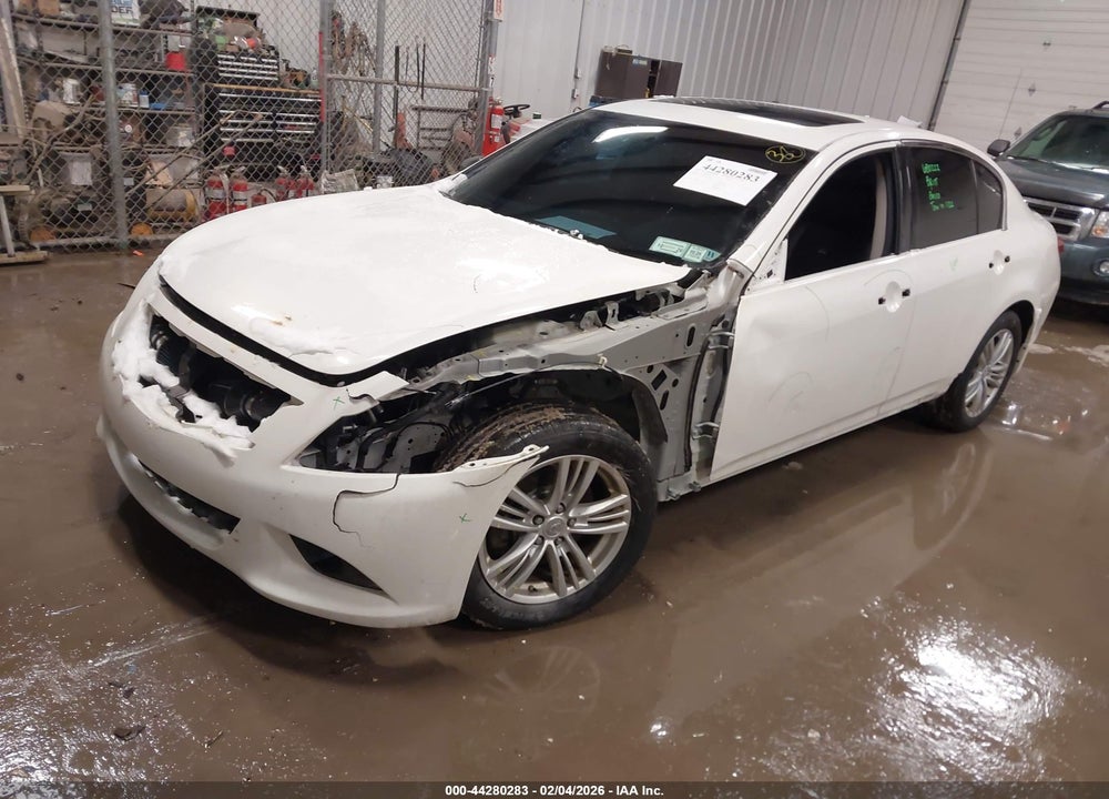 2013 INFINITI G37X VIN: JN1CV6AR8DM355210
