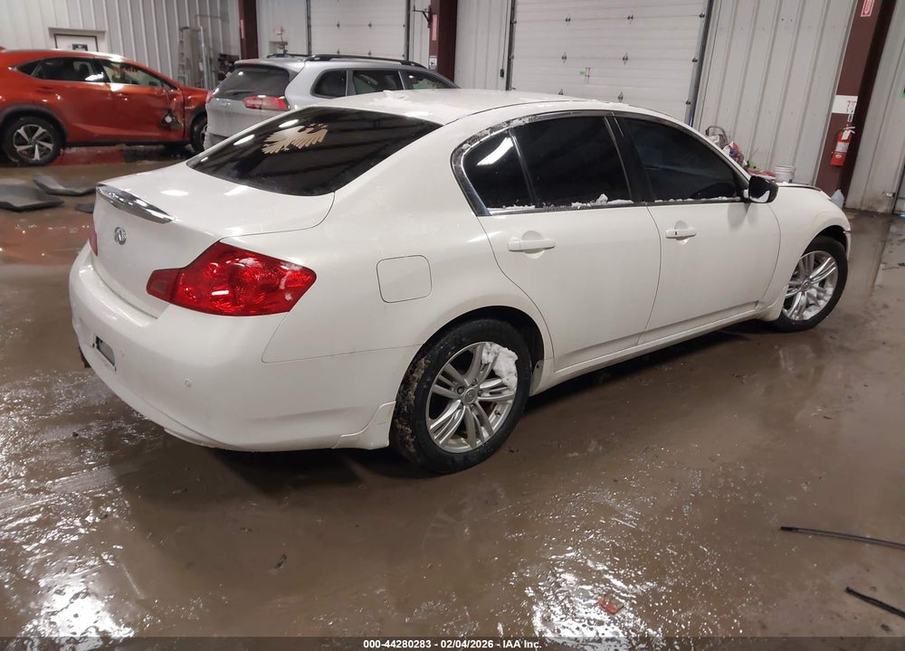 2013 INFINITI G37X VIN: JN1CV6AR8DM355210