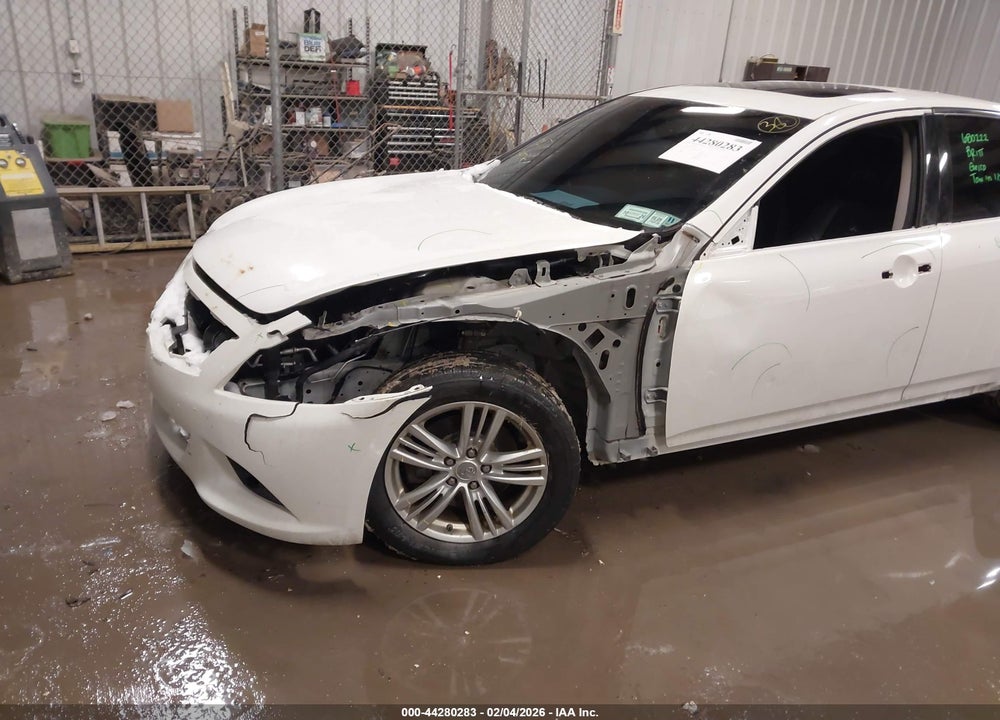 2013 INFINITI G37X VIN: JN1CV6AR8DM355210