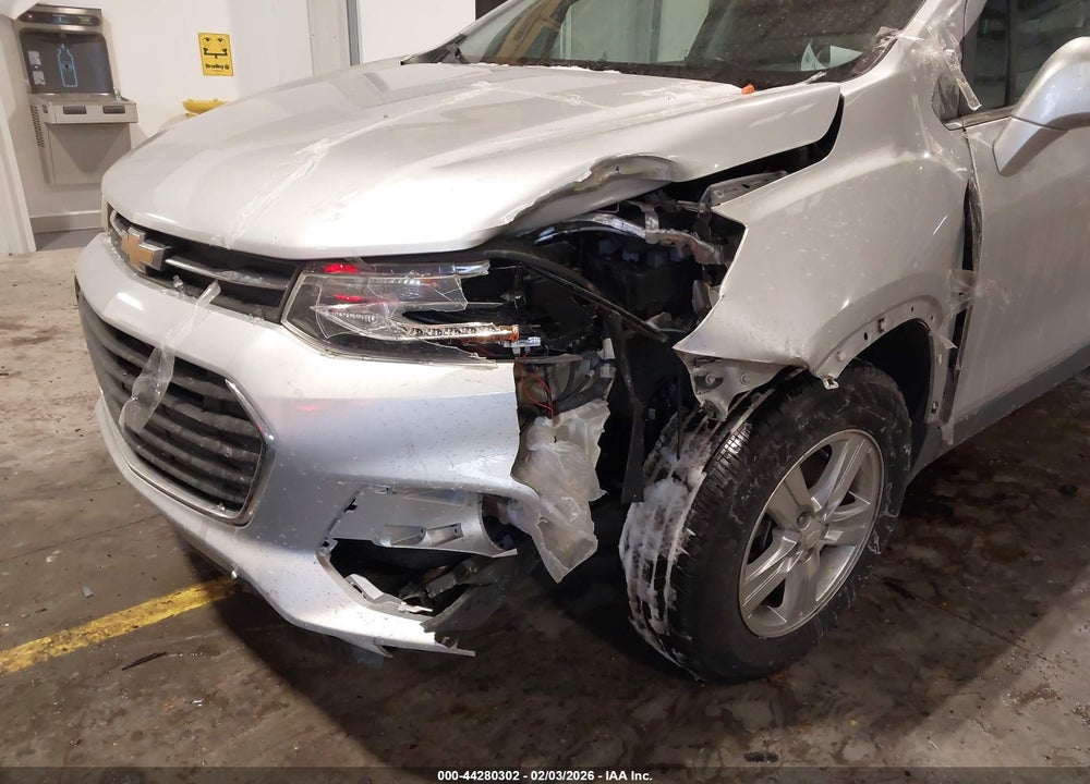 2017 CHEVROLET TRAX LT VIN: 3GNCJLSB5HL164201