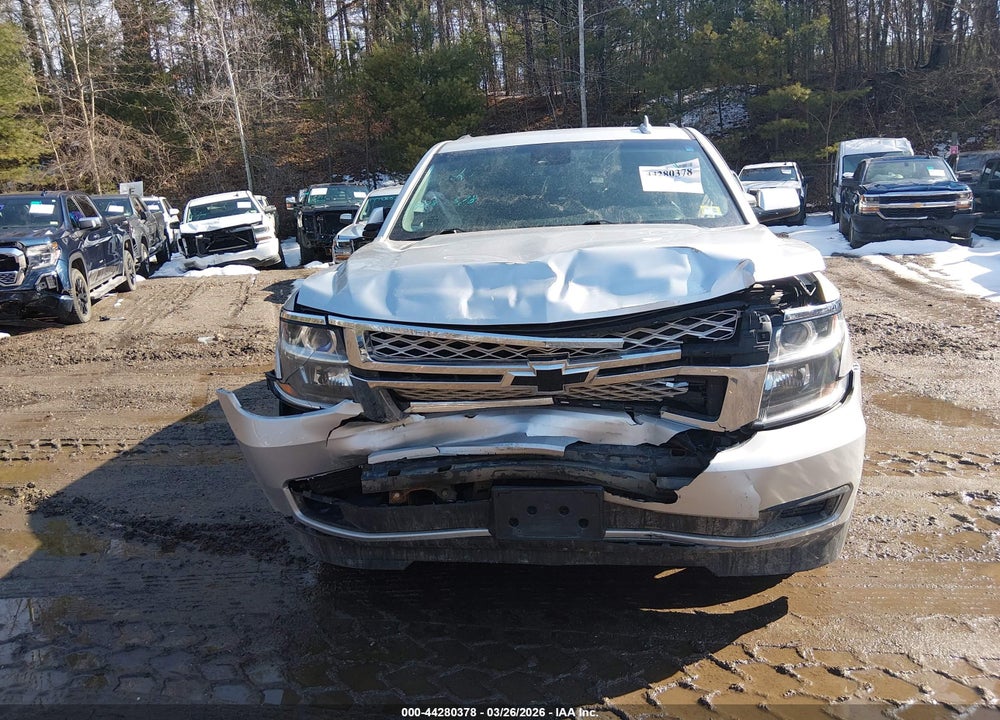 2017 CHEVROLET TAHOE LT VIN: 1GNSKBKC1HR123679