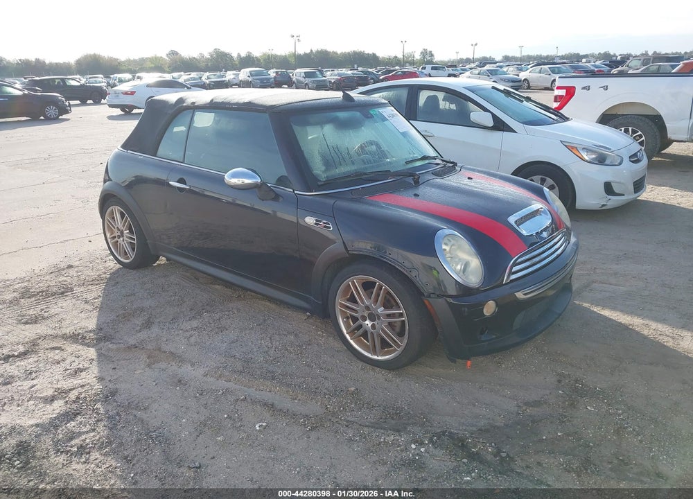 2006 MINI COOPER S VIN: WMWRH33566TK59749