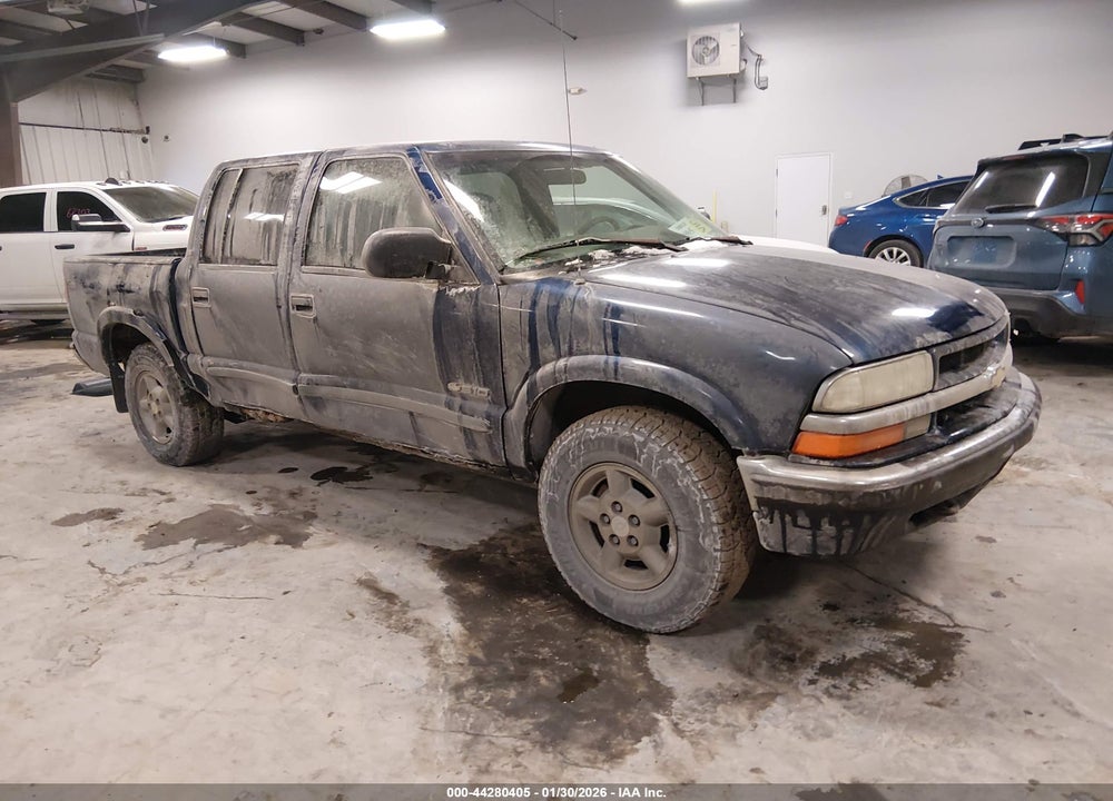 2001 CHEVROLET S-10 LS VIN: 1GCDT13W71K224015
