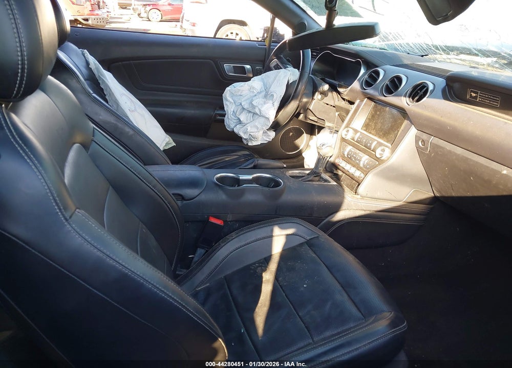 2020 FORD MUSTANG ECOBOOST PREMIUM VIN: 1FATP8UH5L5170021