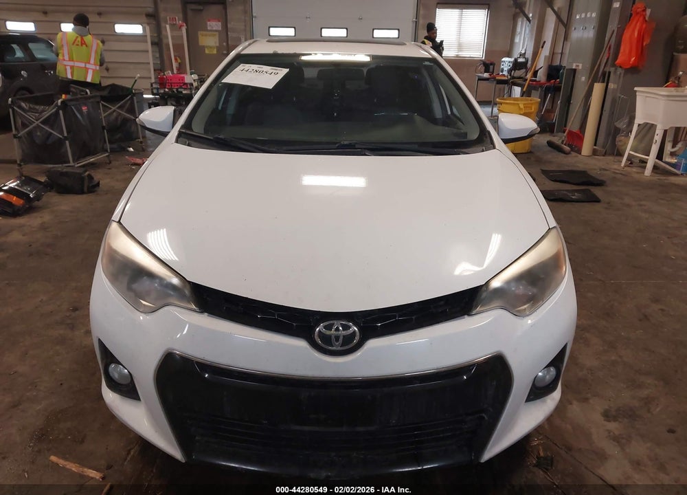 2015 TOYOTA COROLLA S PREMIUM VIN: 5YFBURHE8FP250876
