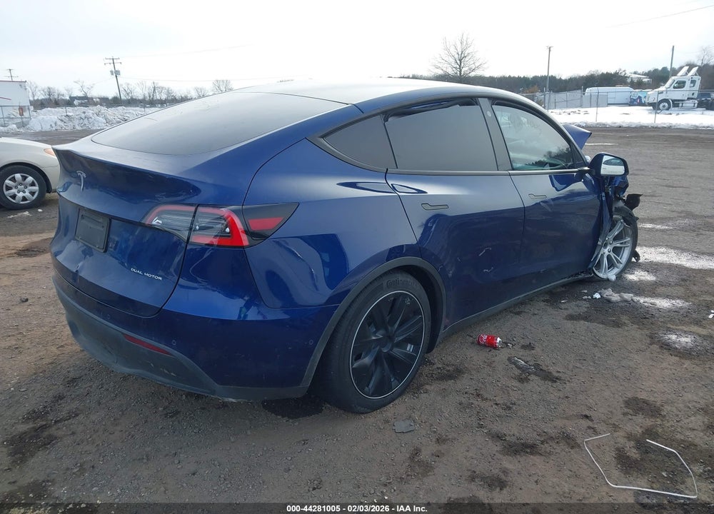 2021 TESLA MODEL Y LONG RANGE DUAL MOTOR ALL-WHEEL DRIVE VIN: 5YJYGAEE1MF136878
