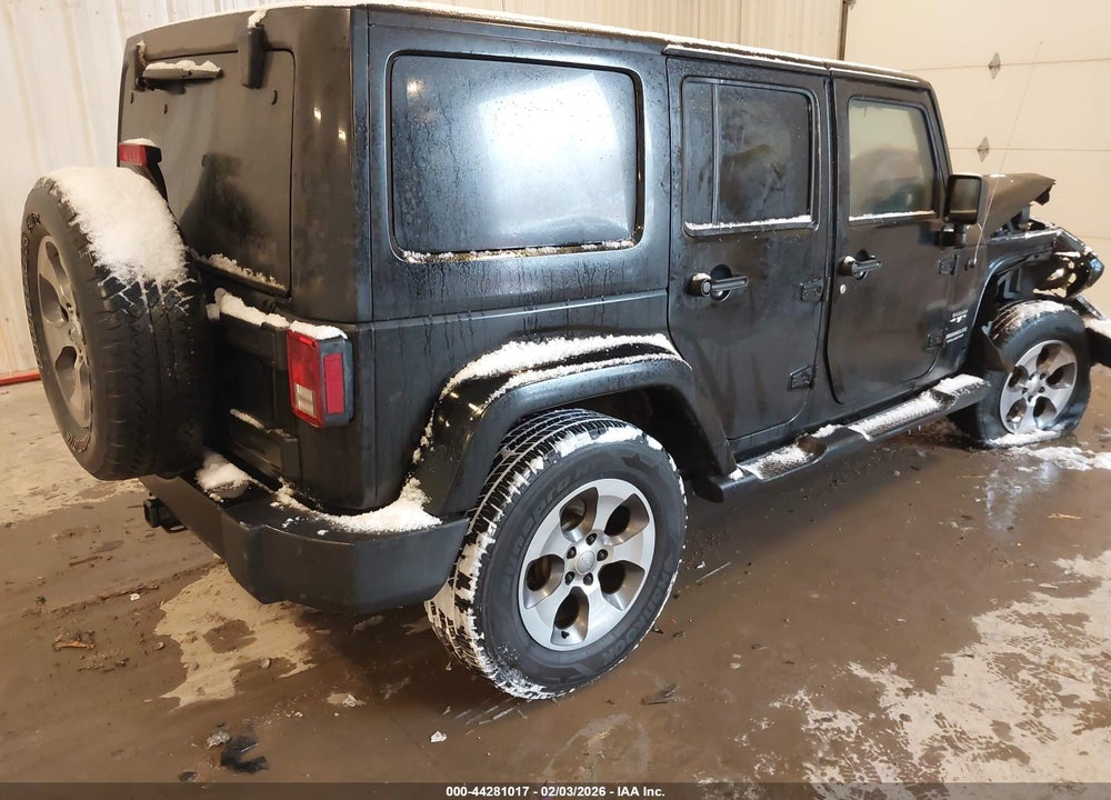 2017 JEEP WRANGLER UNLIMITED SAHARA VIN: 1C4BJWEG5HL615734