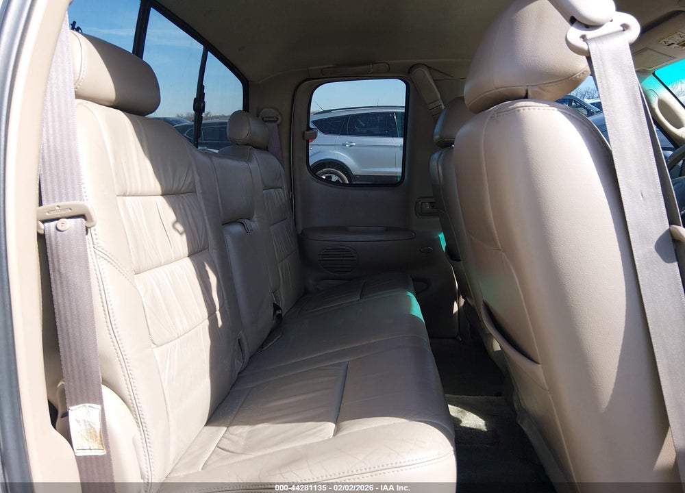 2002 TOYOTA TUNDRA LTD V8 VIN: 5TBBT48112S316861