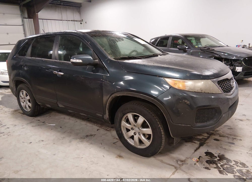 2012 KIA SORENTO LX VIN: 5XYKT3A17CG203393