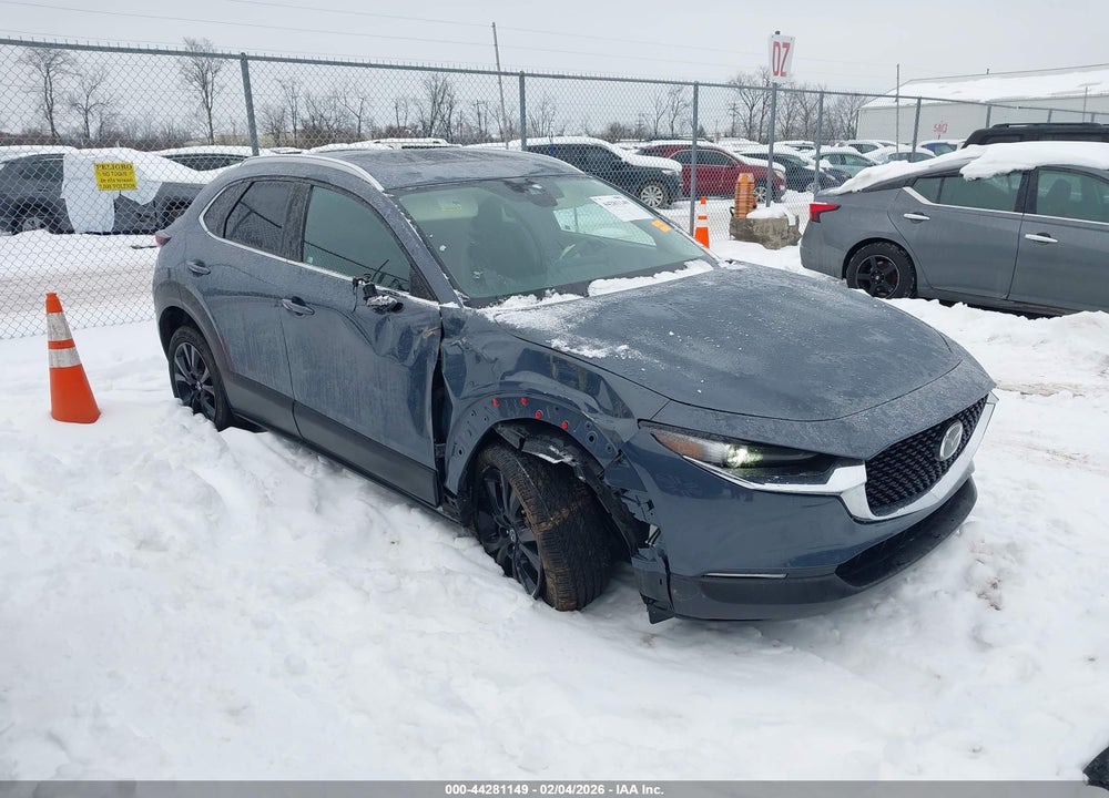 2022 MAZDA CX-30 CARBON EDITION VIN: 3MVDMBCL7NM456037