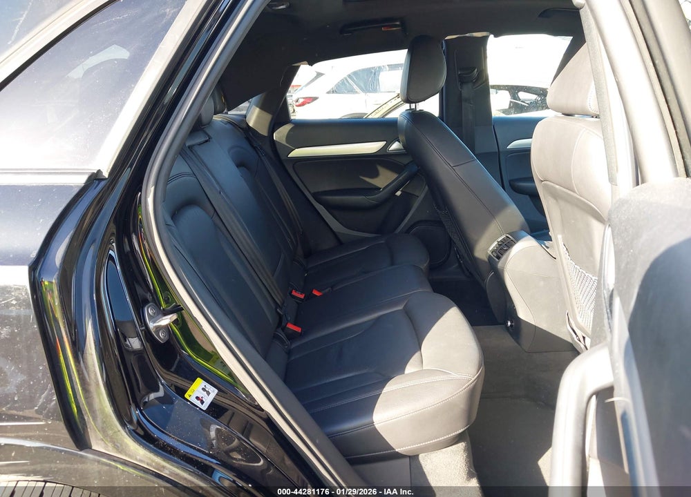 2018 AUDI Q3 2.0T PREMIUM/2.0T SPORT PREMIUM VIN: WA1BCCFS5JR006829