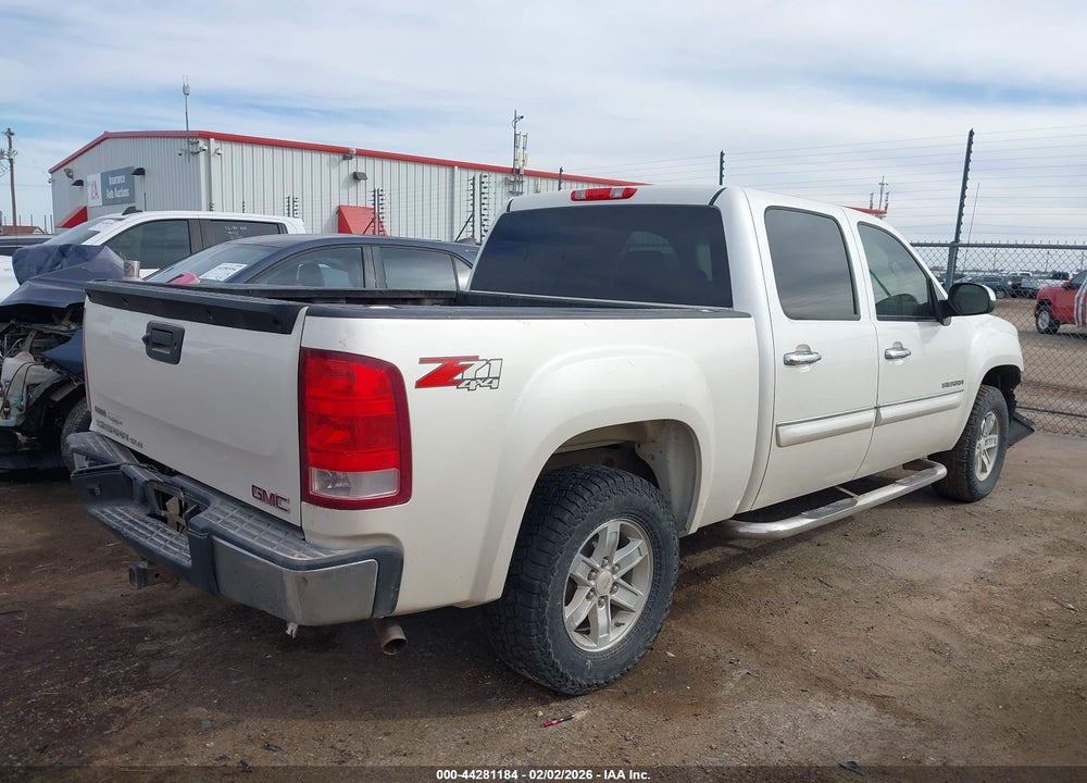 2011 GMC SIERRA 1500 SLE VIN: 3GTP2VE33BG358149