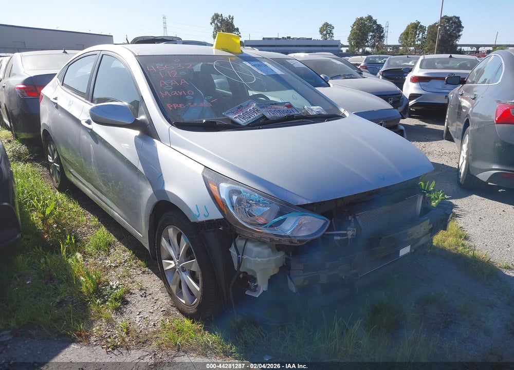 2013 HYUNDAI ACCENT GLS VIN: KMHCU4AE3DU430988