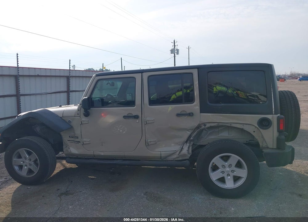 2018 JEEP WRANGLER JK UNLIMITED SPORT S 4X4 VIN: 1C4BJWDG7JL805574