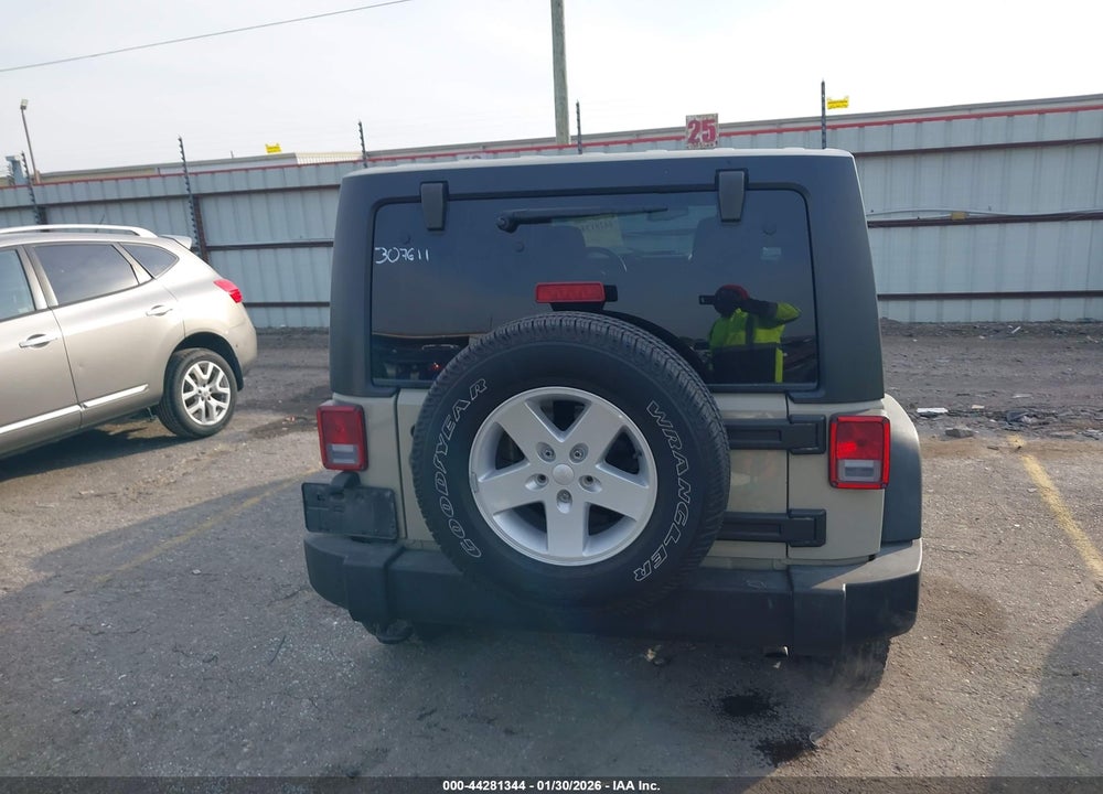 2018 JEEP WRANGLER JK UNLIMITED SPORT S 4X4 VIN: 1C4BJWDG7JL805574