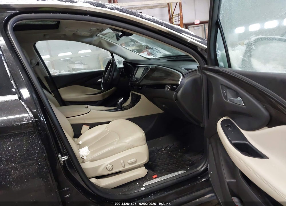 2020 BUICK ENVISION AWD PREMIUM I VIN: LRBFX3SX3LD053398