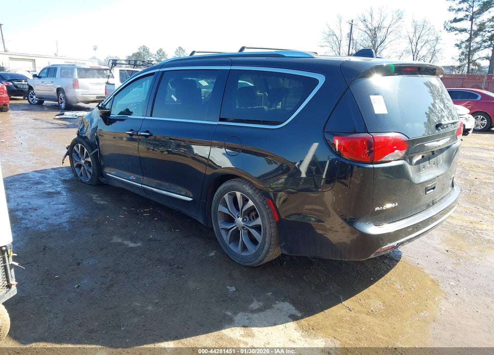 2017 CHRYSLER PACIFICA LIMITED VIN: 2C4RC1GG8HR653118