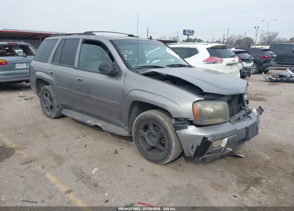2008 CHEVROLET TRAILBLAZER LT VIN: 1GNDS13S582210616