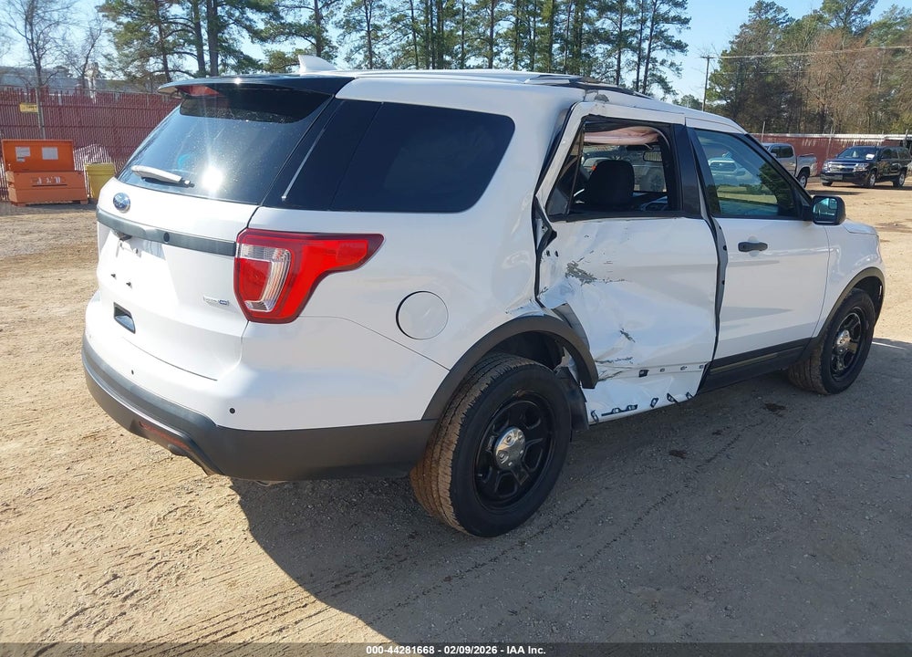 2016 FORD UTILITY POLICE INTERCEPTOR VIN: 1FM5K8AR8GGC62115