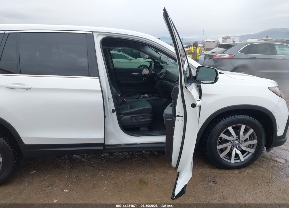 2021 HONDA PILOT AWD EX-L VIN: 5FNYF6H5XMB101378