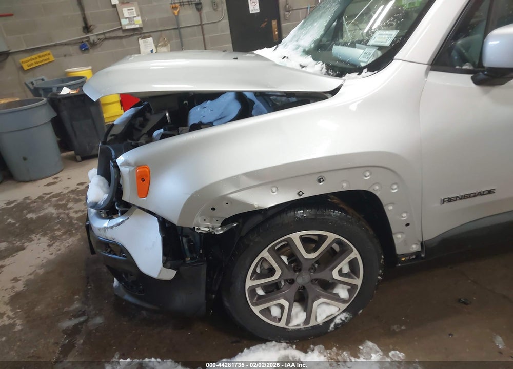 2015 JEEP RENEGADE LATITUDE VIN: ZACCJABT0FPB75826