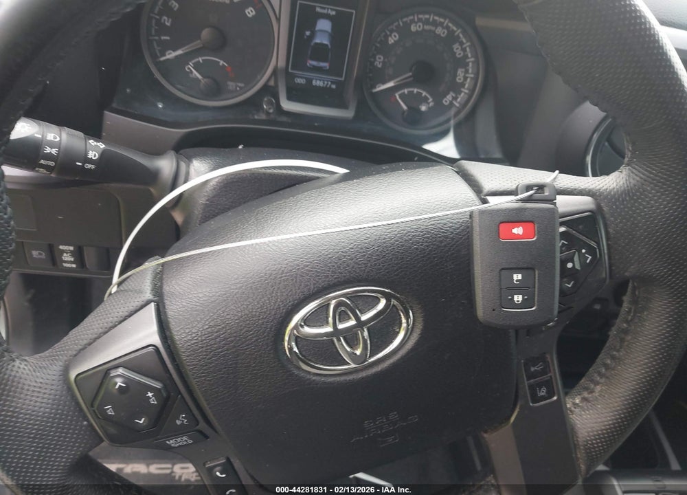 2022 TOYOTA TACOMA TRD OFF ROAD VIN: 3TMCZ5AN0NM463917
