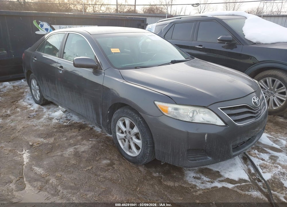 2011 TOYOTA CAMRY LE VIN: 4T1BF3EKXBU224645