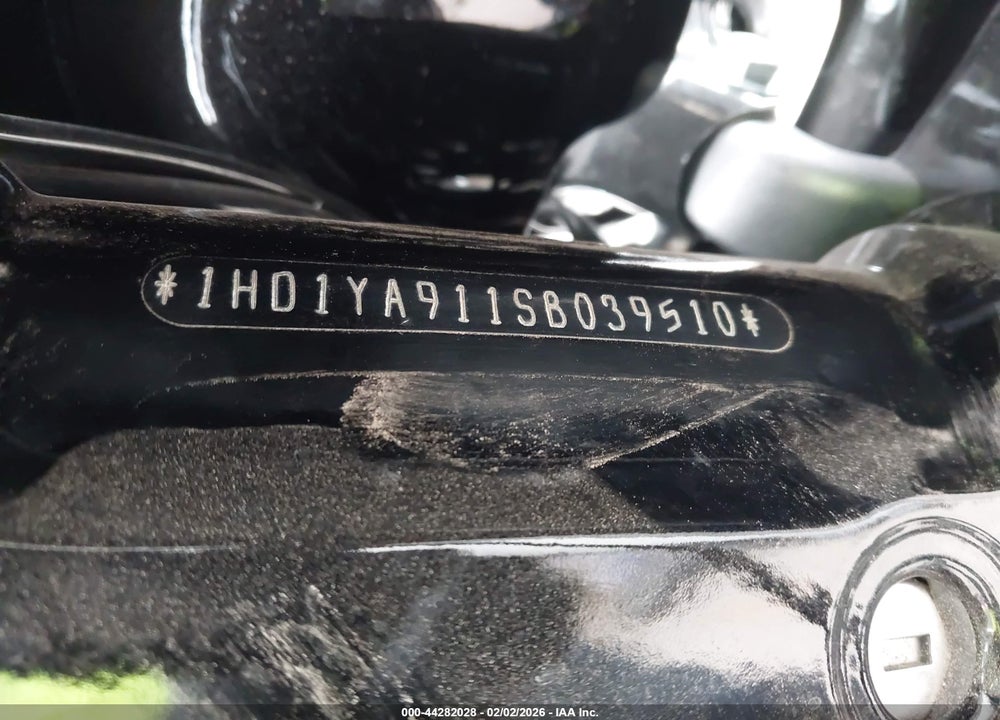 2025 HARLEY-DAVIDSON FLHC VIN: 1HD1YA911SB039510
