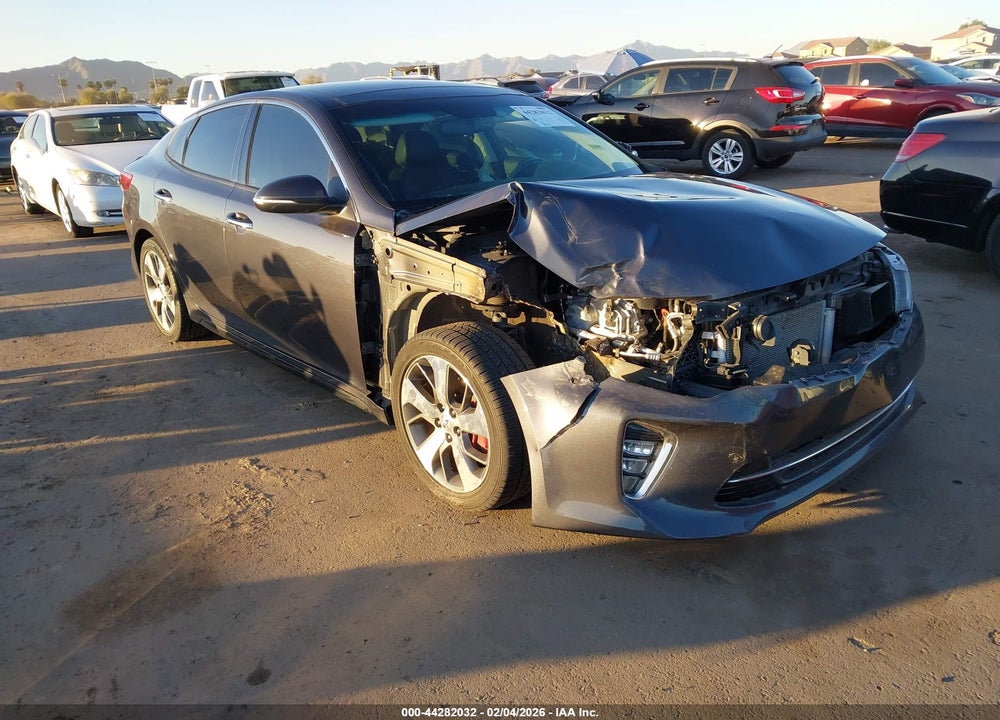 2018 KIA OPTIMA SX TURBO VIN: 5XXGW4L2XJG201082
