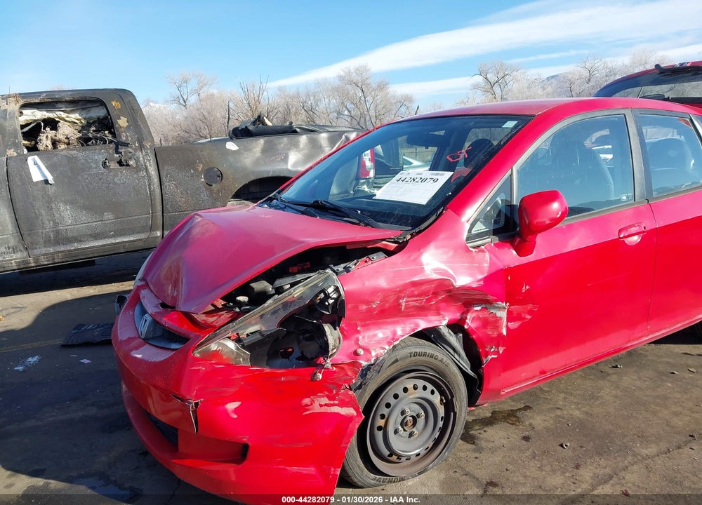 2008 HONDA FIT VIN: JHMGD37488S051015
