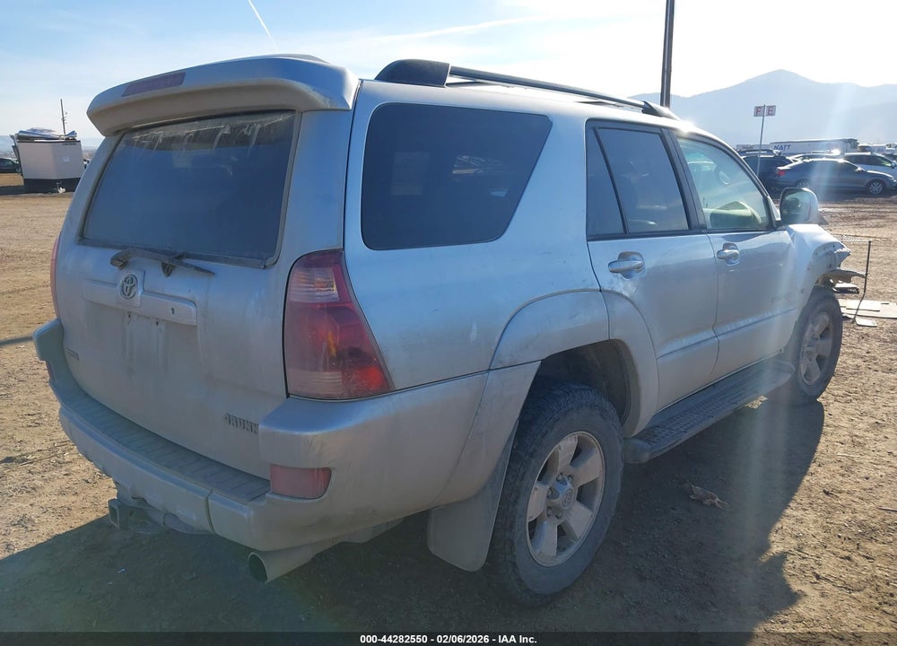2005 TOYOTA 4RUNNER LIMITED V8 VIN: JTEBT17R950057195