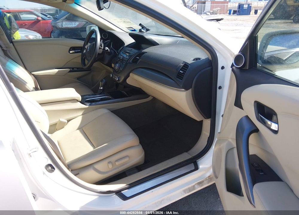 2015 ACURA RDX VIN: 5J8TB3H58FL008767