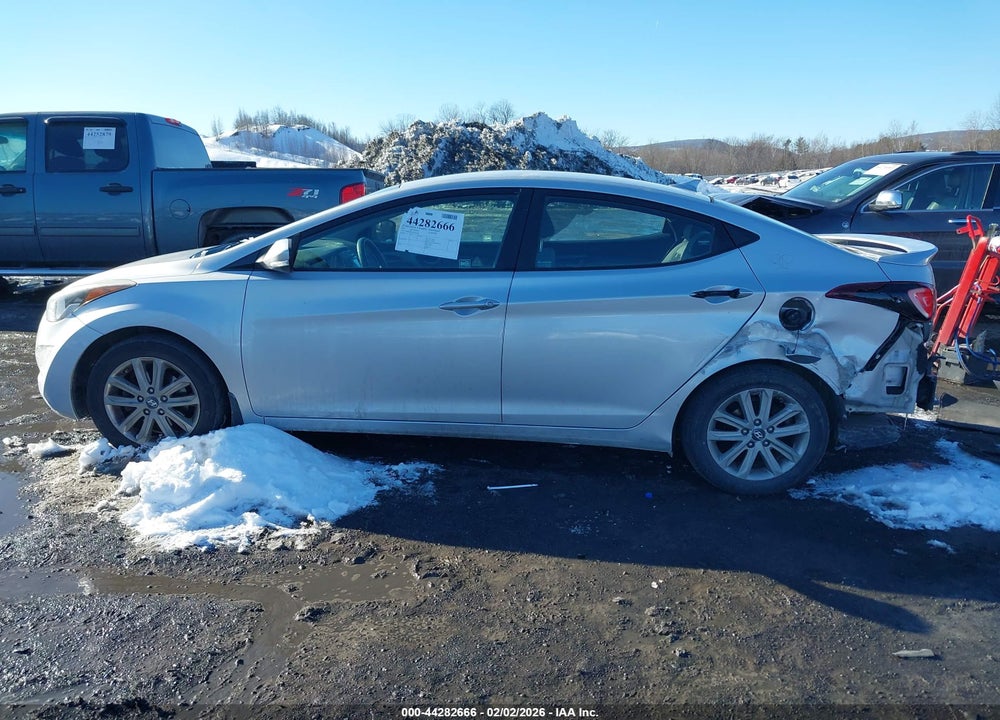 2015 HYUNDAI ELANTRA SE VIN: KMHDH4AE7FU299480