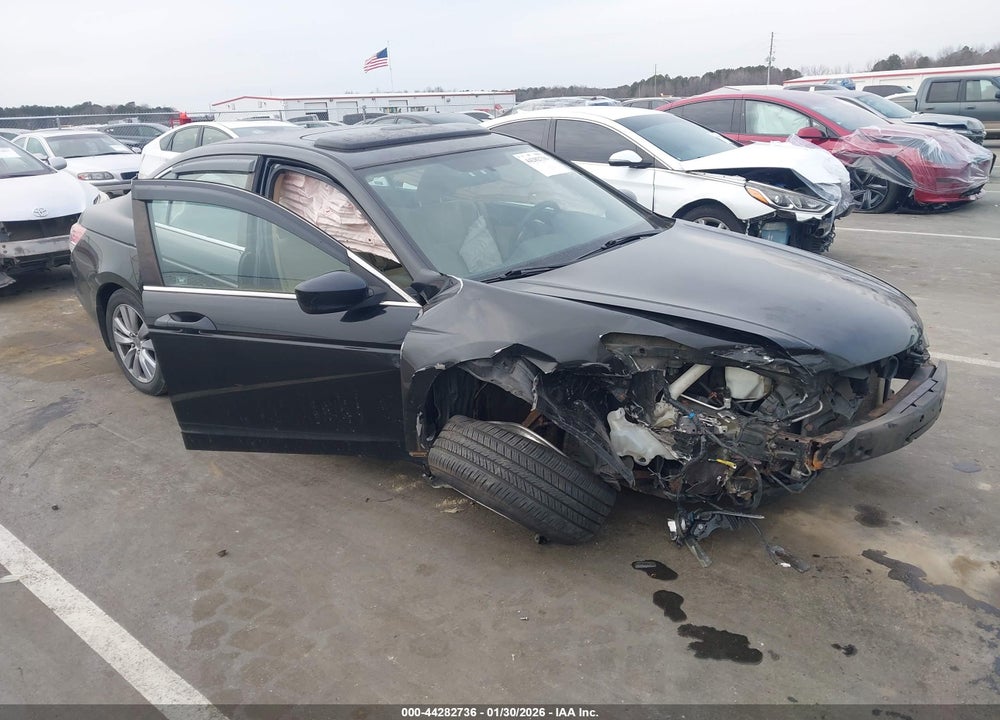 2011 HONDA ACCORD 2.4 EX VIN: 1HGCP2F76BA035973