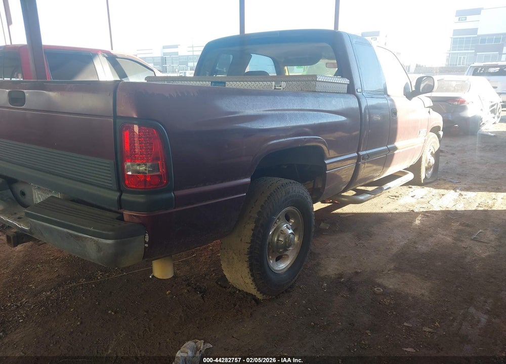 2000 DODGE RAM 2500 ST VIN: 3B7KC2367YG131297