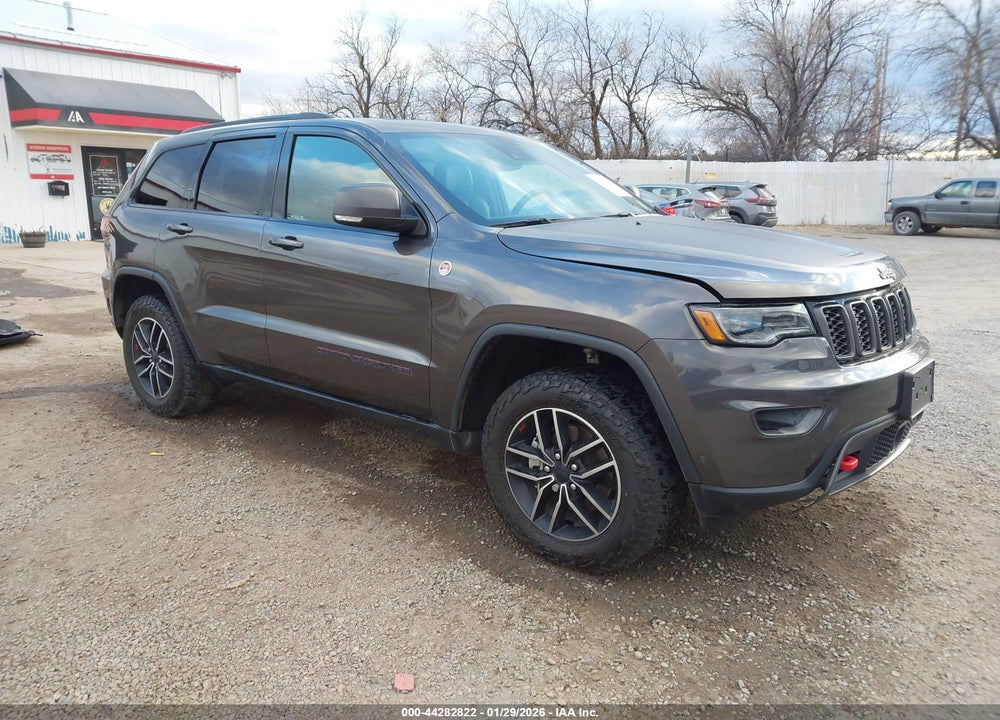 2019 JEEP GRAND CHEROKEE VIN: 1C4RJFLG2KC697110