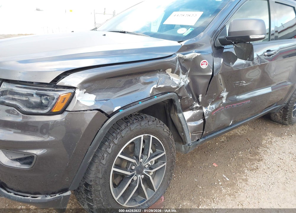 2019 JEEP GRAND CHEROKEE VIN: 1C4RJFLG2KC697110