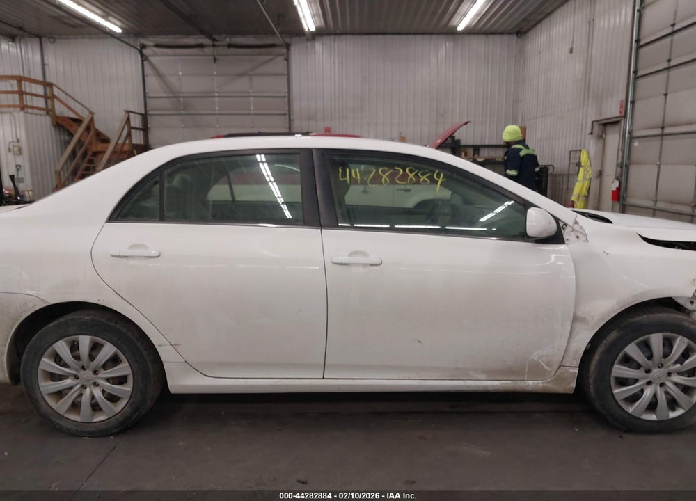 2013 TOYOTA COROLLA LE VIN: 2T1BU4EEXDC923624