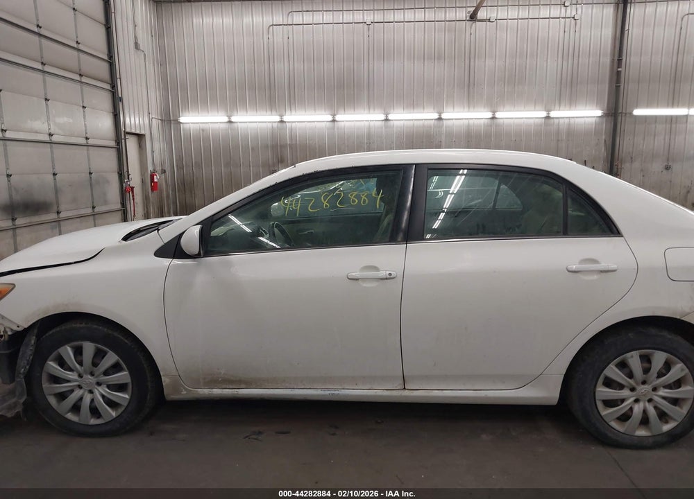 2013 TOYOTA COROLLA LE VIN: 2T1BU4EEXDC923624
