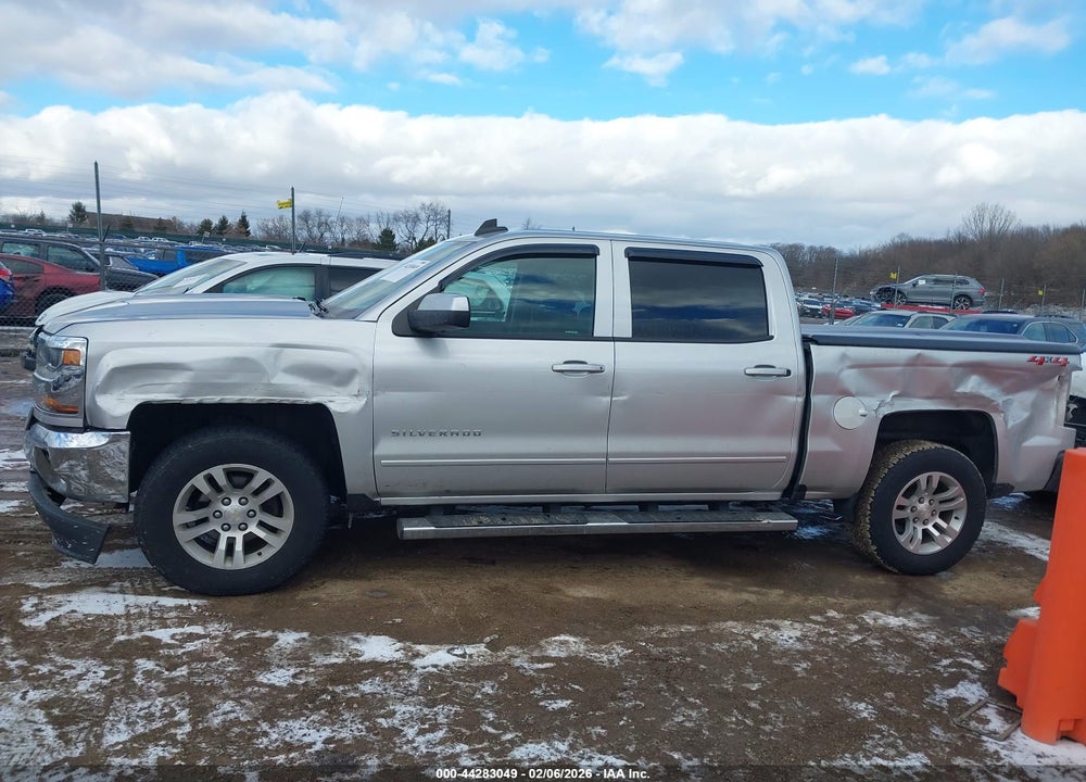2018 CHEVROLET SILVERADO 1500 1LT VIN: 3GCUKREC2JG585244