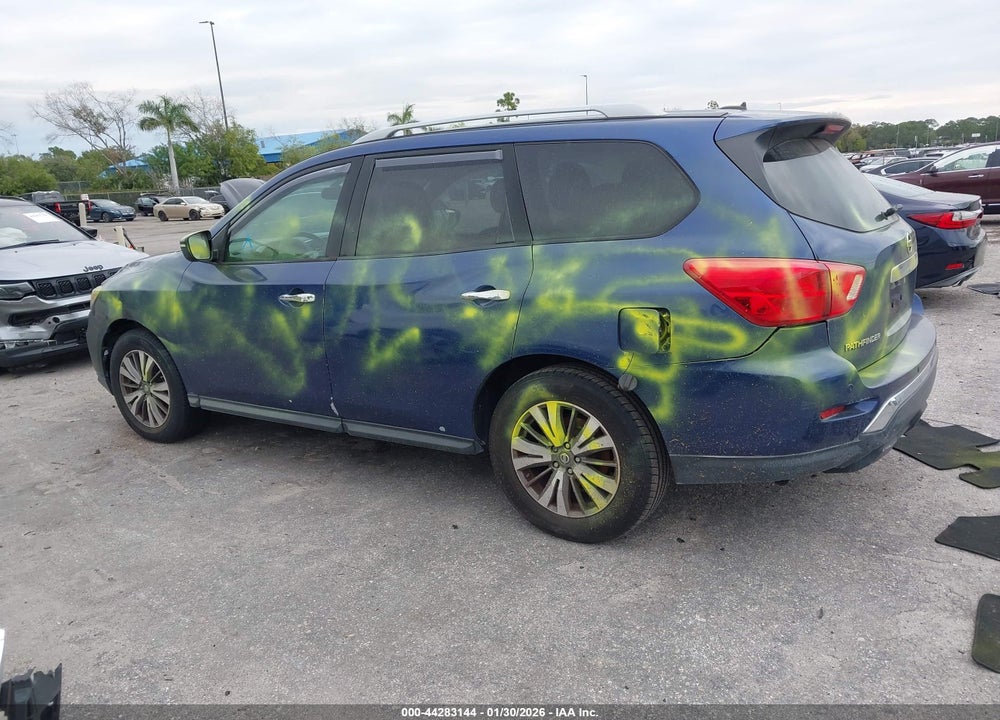 2017 NISSAN PATHFINDER SV VIN: 5N1DR2MN8HC663962