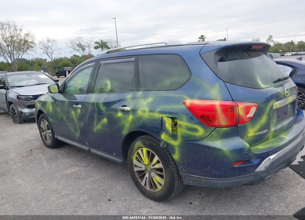 2017 NISSAN PATHFINDER SV VIN: 5N1DR2MN8HC663962