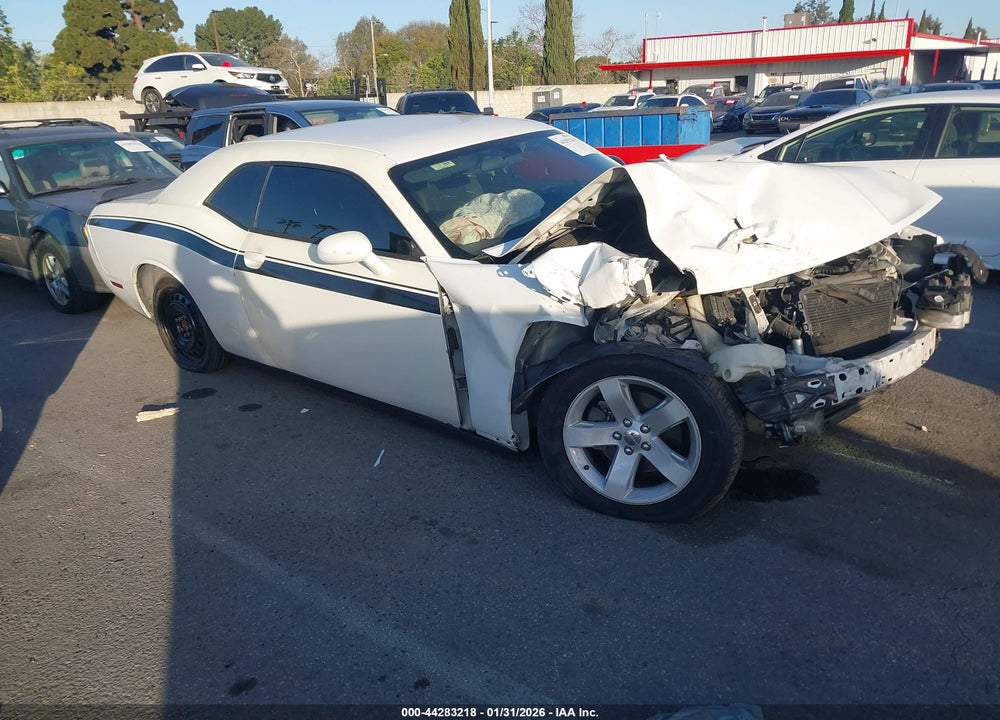 2013 DODGE CHALLENGER SXT VIN: 2C3CDYAG3DH692420
