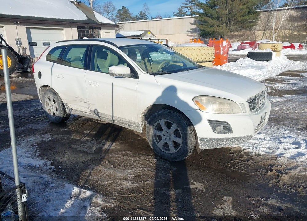 2010 VOLVO XC60 3.2 VIN: YV4960DL9A2116083