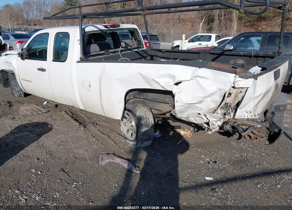 2011 CHEVROLET SILVERADO 1500 WORK TRUCK VIN: 1GCRCPE00BZ391956