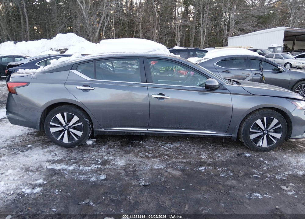 2022 NISSAN ALTIMA SV INTELLIGENT AWD VIN: 1N4BL4DW4NN361849