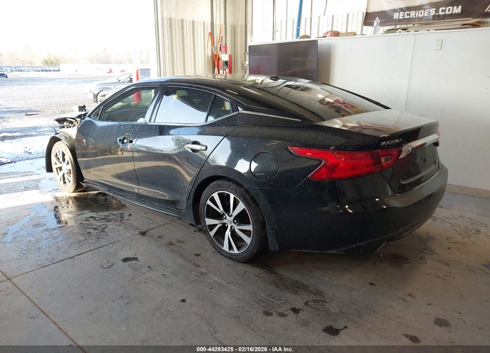 2017 NISSAN MAXIMA SL VIN: 1N4AA6AP8HC451919
