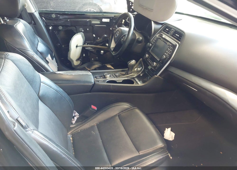 2017 NISSAN MAXIMA SL VIN: 1N4AA6AP8HC451919