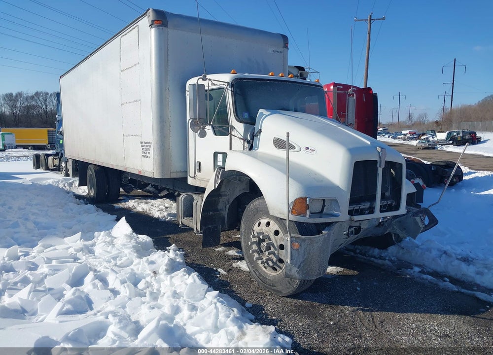 2004 KENWORTH CONSTRUCTION T300 VIN: 2NKMHD6X14M065582